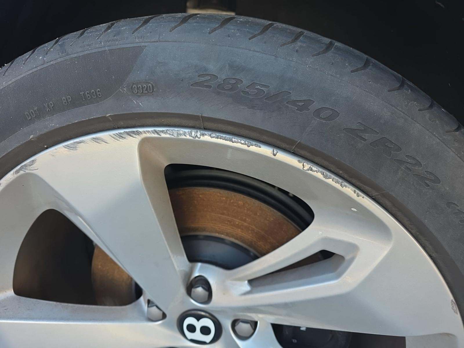 2021 Bentley Bentayga V8 AWD