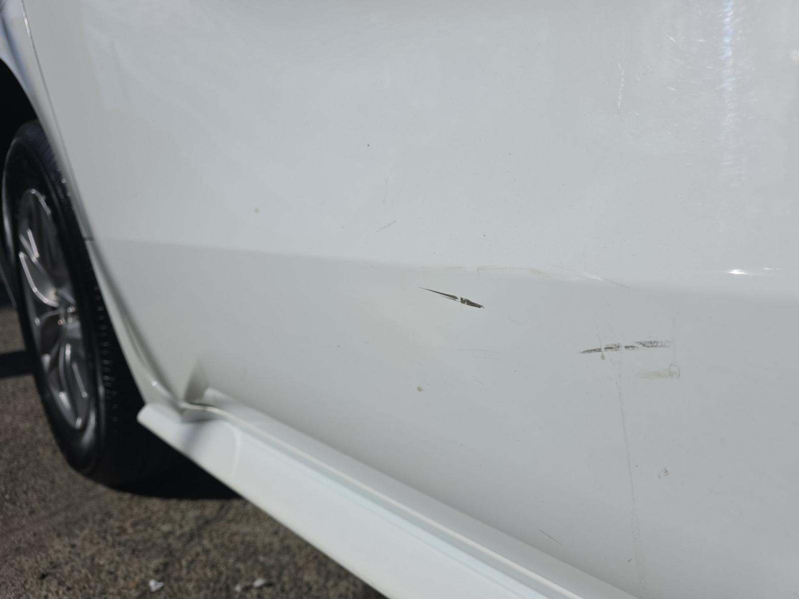 2025 Toyota Sienna LE FWD