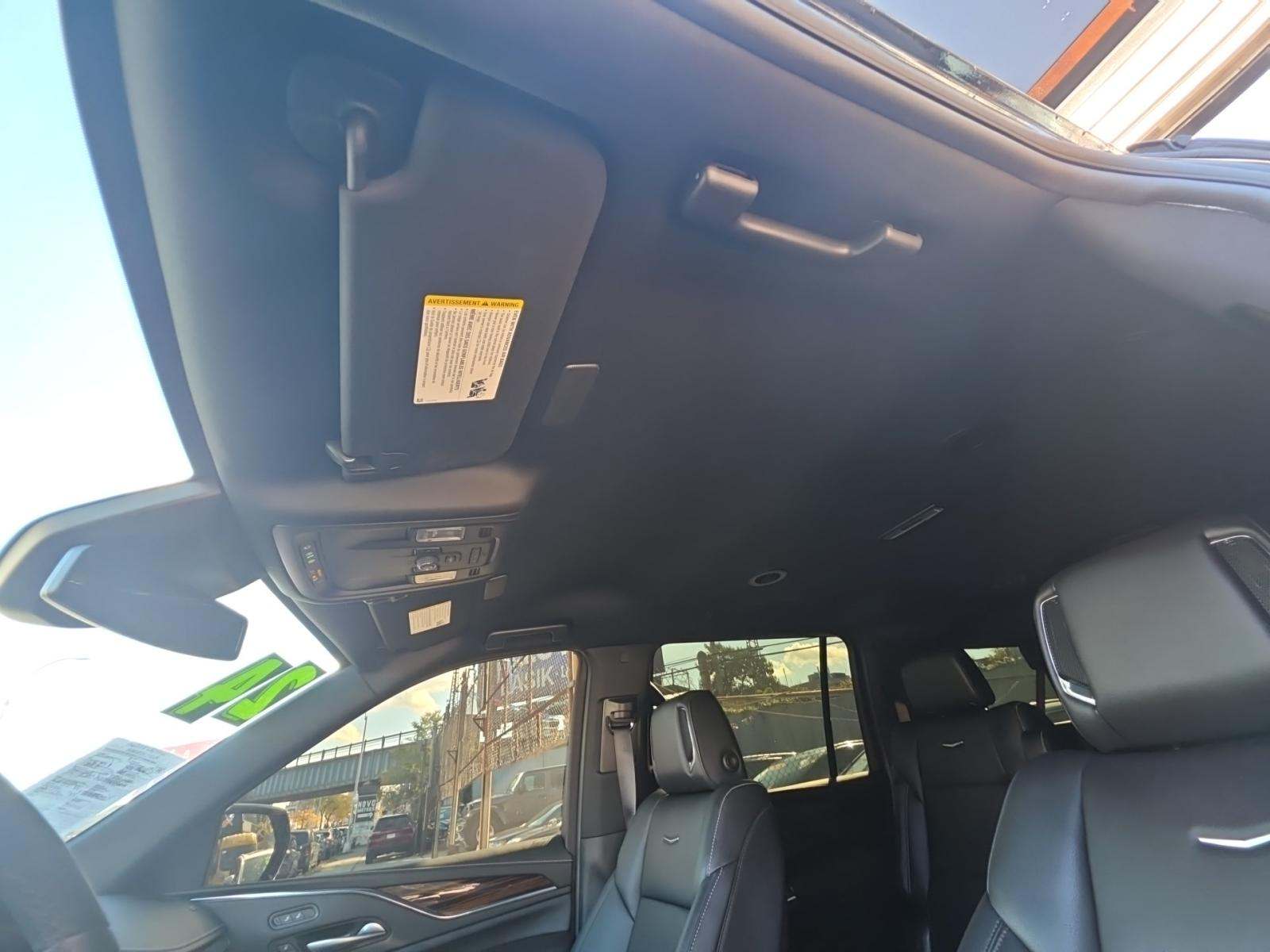 2024 Cadillac Escalade ESV Luxury AWD