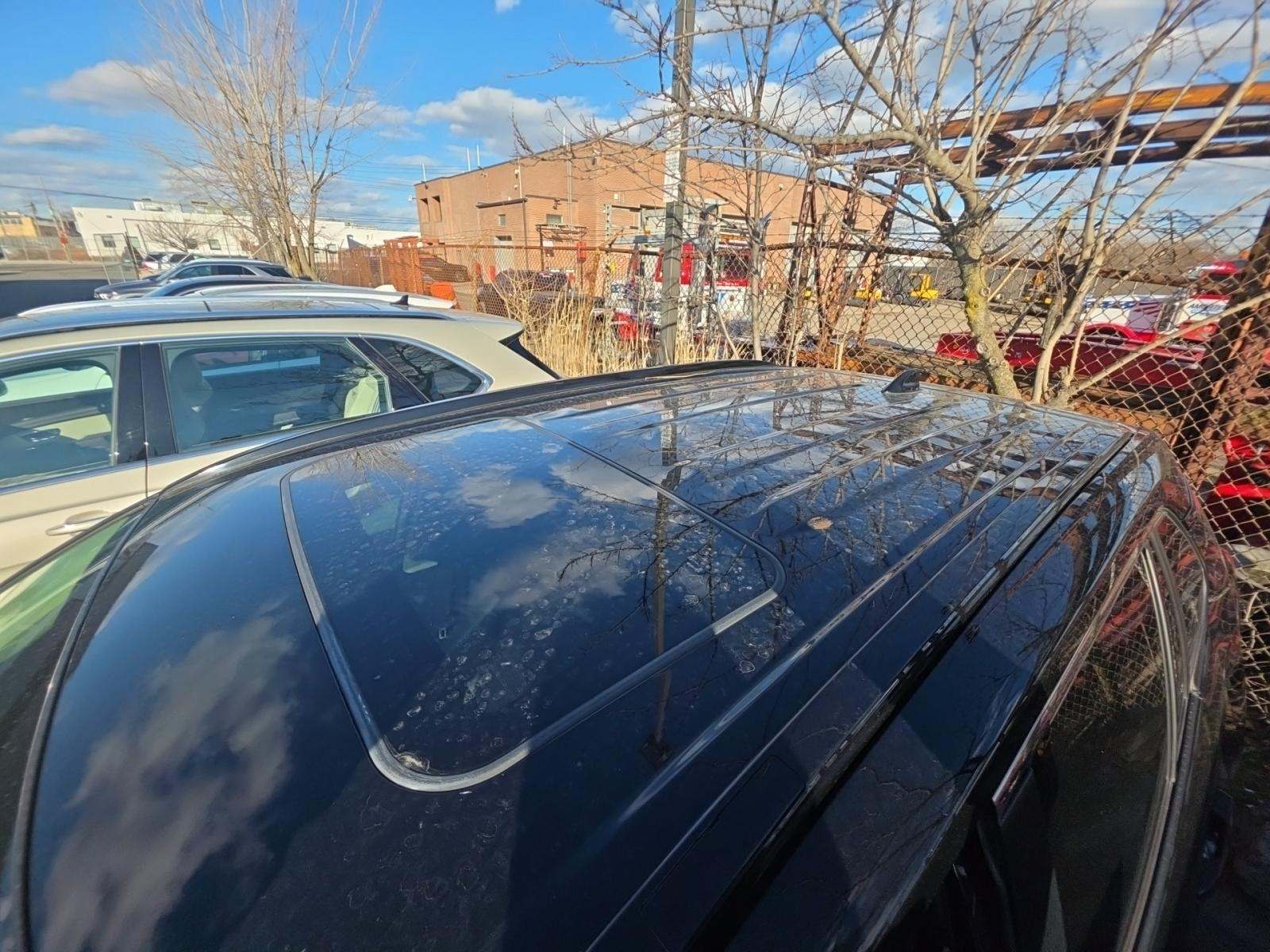 2022 Toyota RAV4 Hybrid XLE Premium AWD