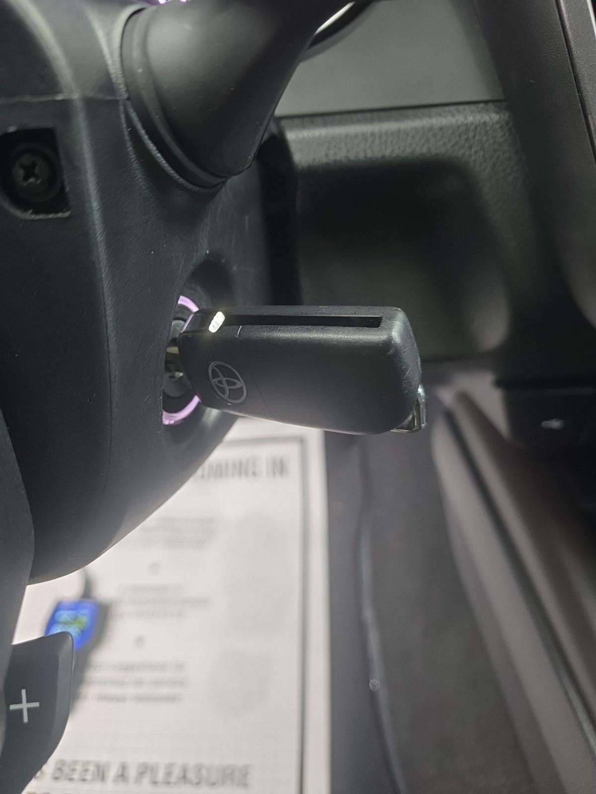 2024 Toyota Camry SE AWD