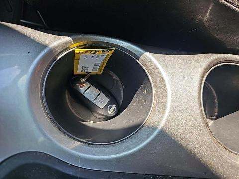 2015 Nissan JUKE SV FWD