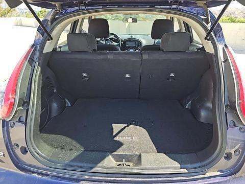 2015 Nissan JUKE SV FWD
