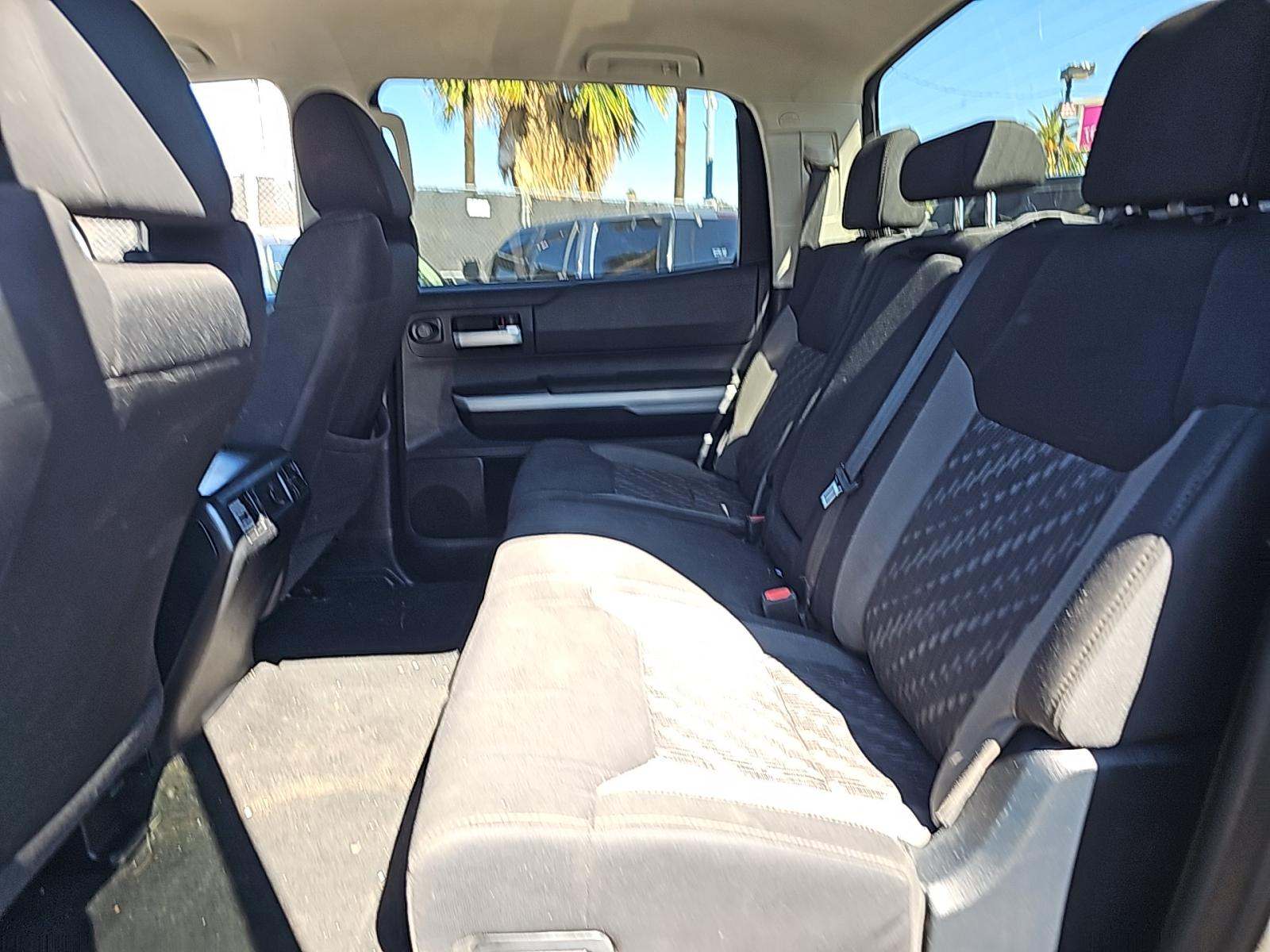 2018 Toyota Tundra SR5 AWD