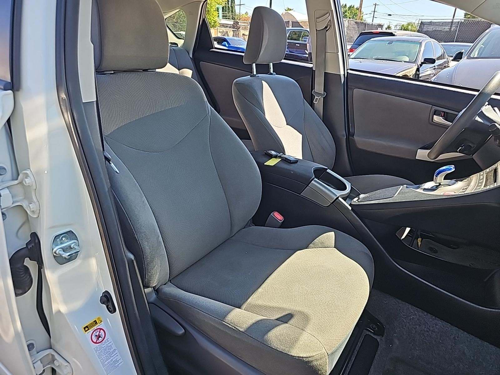 2015 Toyota Prius Two FWD