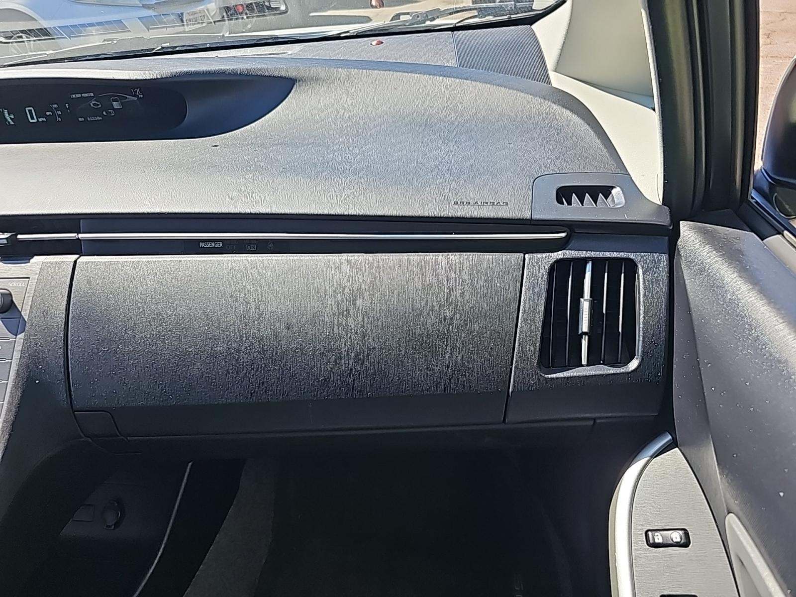 2015 Toyota Prius Two FWD