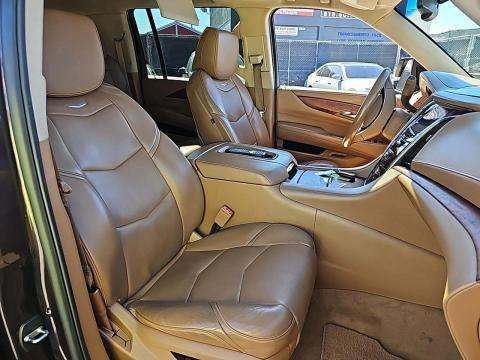 2016 Cadillac Escalade ESV Platinum RWD