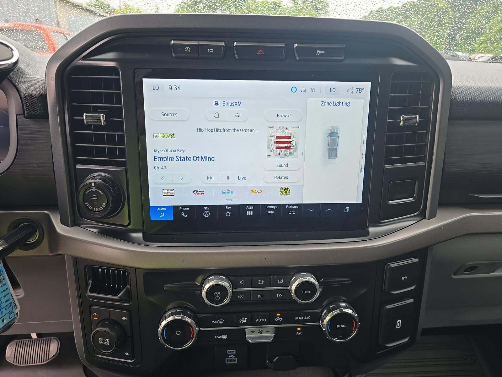 2024 Ford F-150 XLT AWD