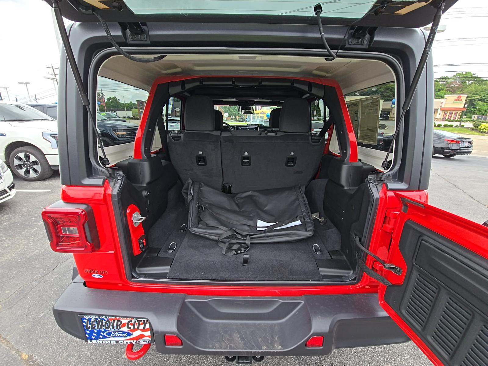 2026 Jeep Wrangler Rubicon AWD