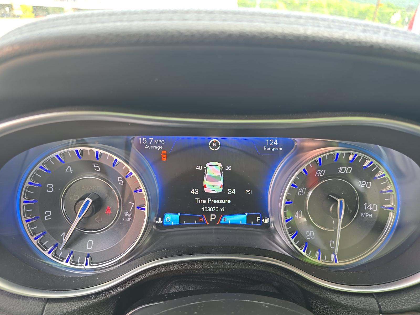 CHRYSLER 300 - 9