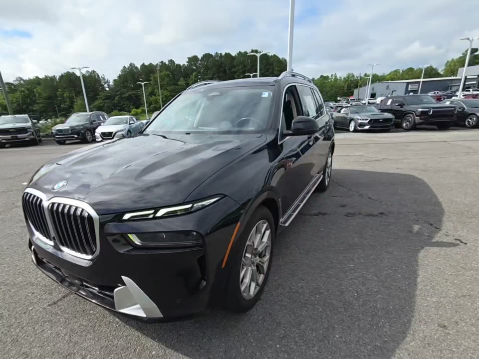 2025 BMW X7 xDrive40i AWD
