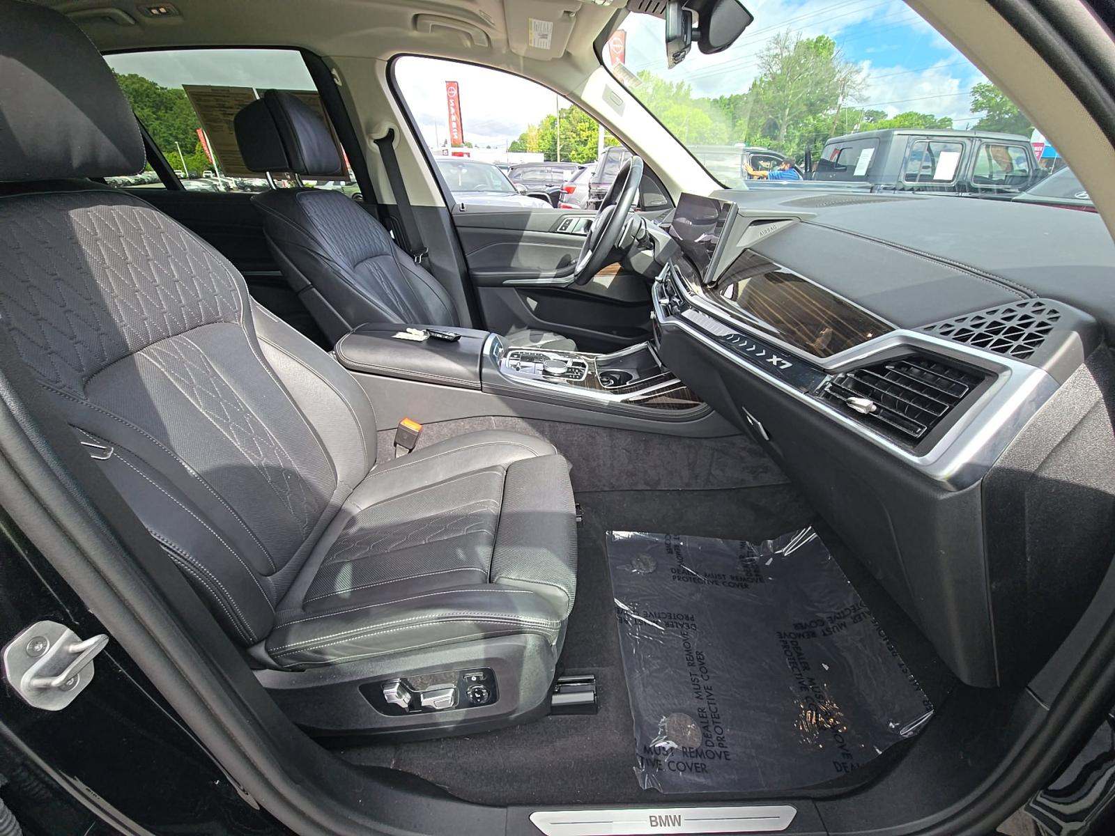 2025 BMW X7 xDrive40i AWD
