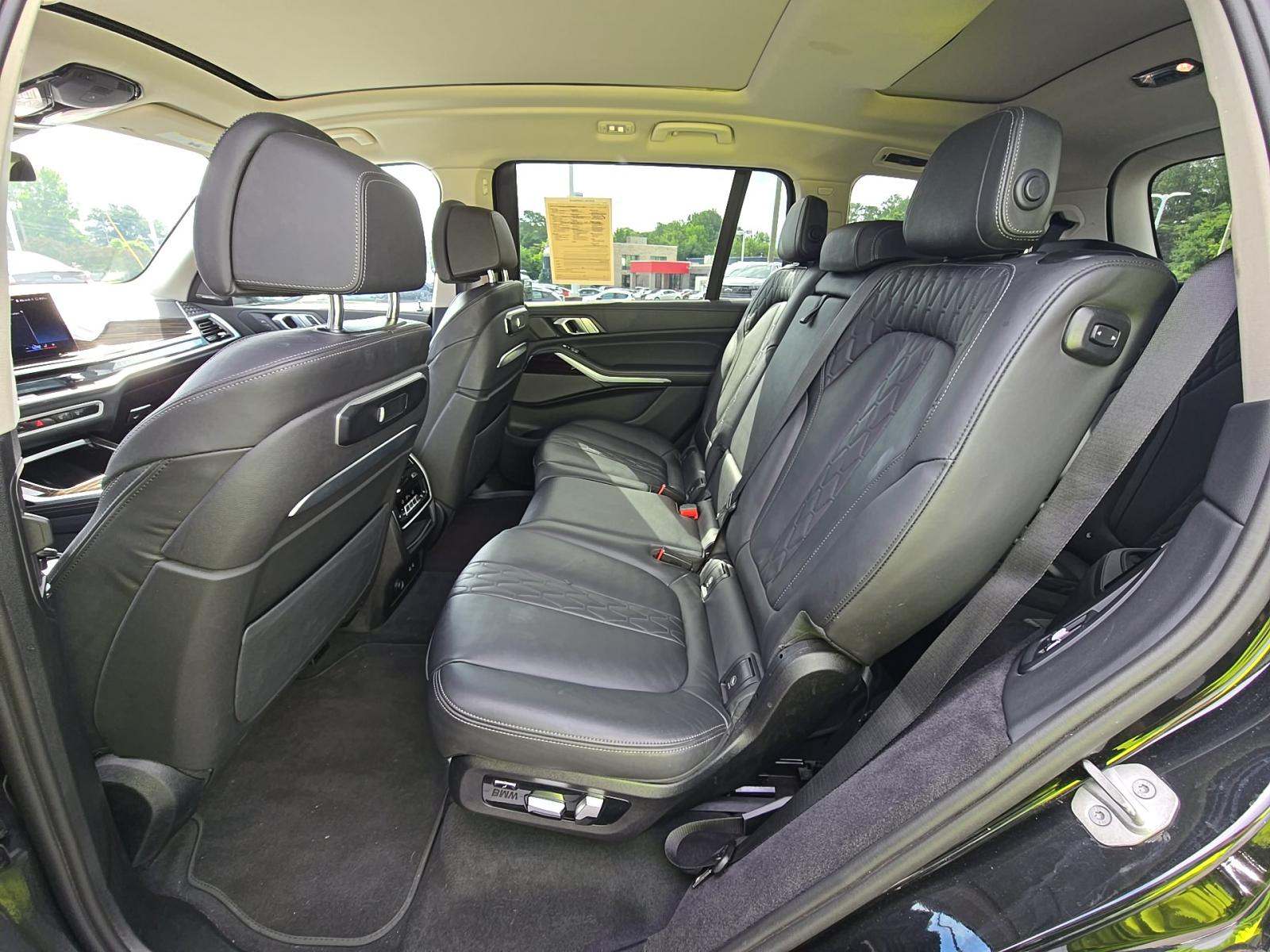 2025 BMW X7 xDrive40i AWD
