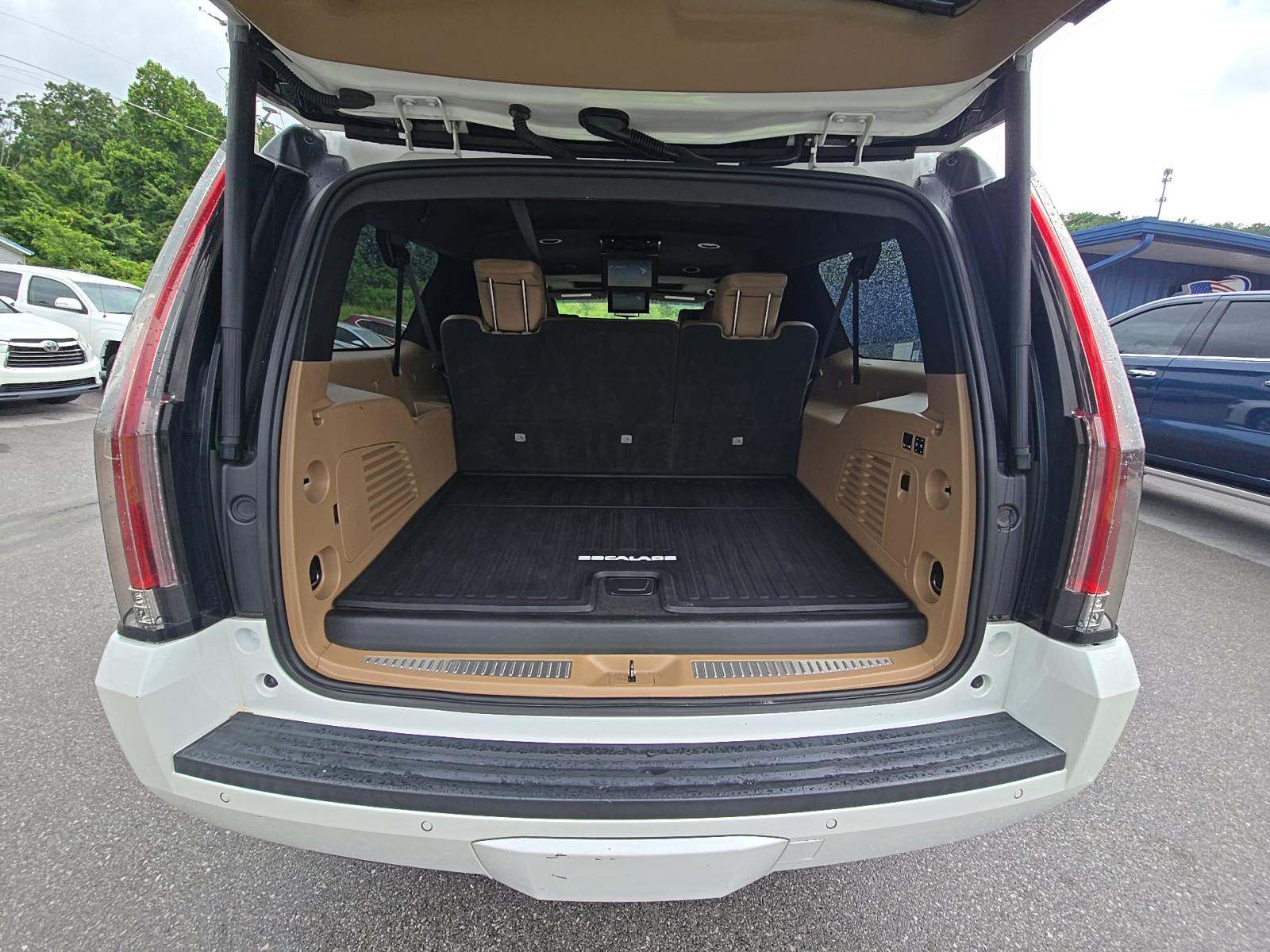 2019 Cadillac Escalade ESV Platinum AWD