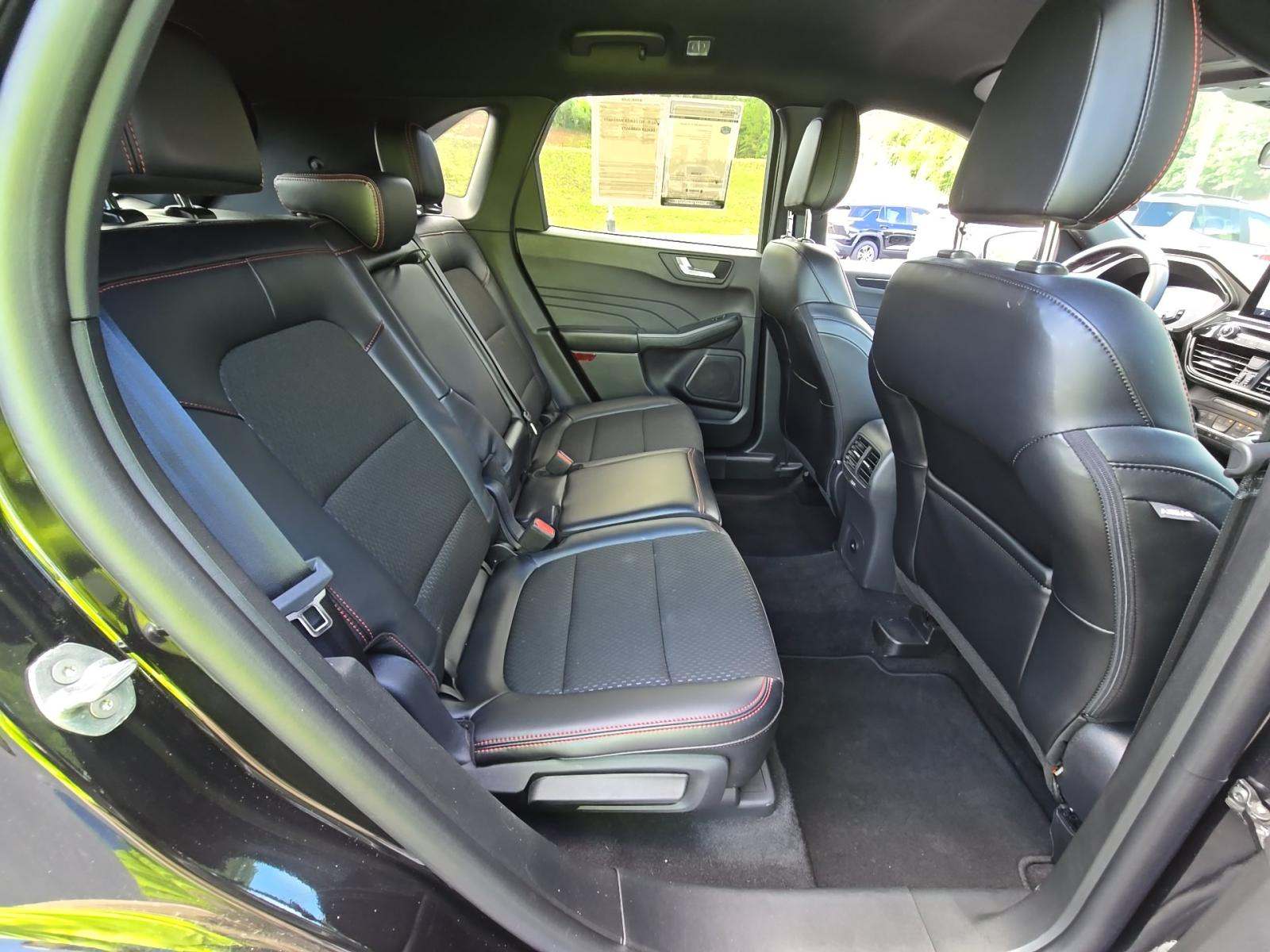 2025 Ford Escape ST-Line AWD