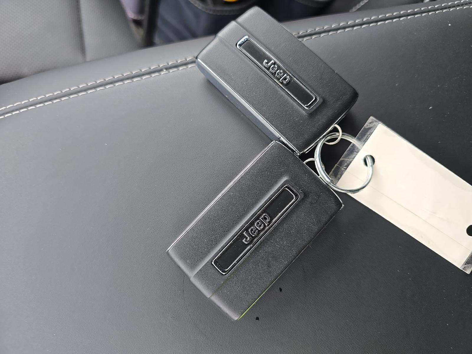 JEEP GRAND CHEROKEE - 4