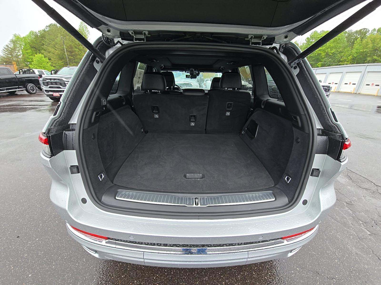 JEEP GRAND CHEROKEE - 10