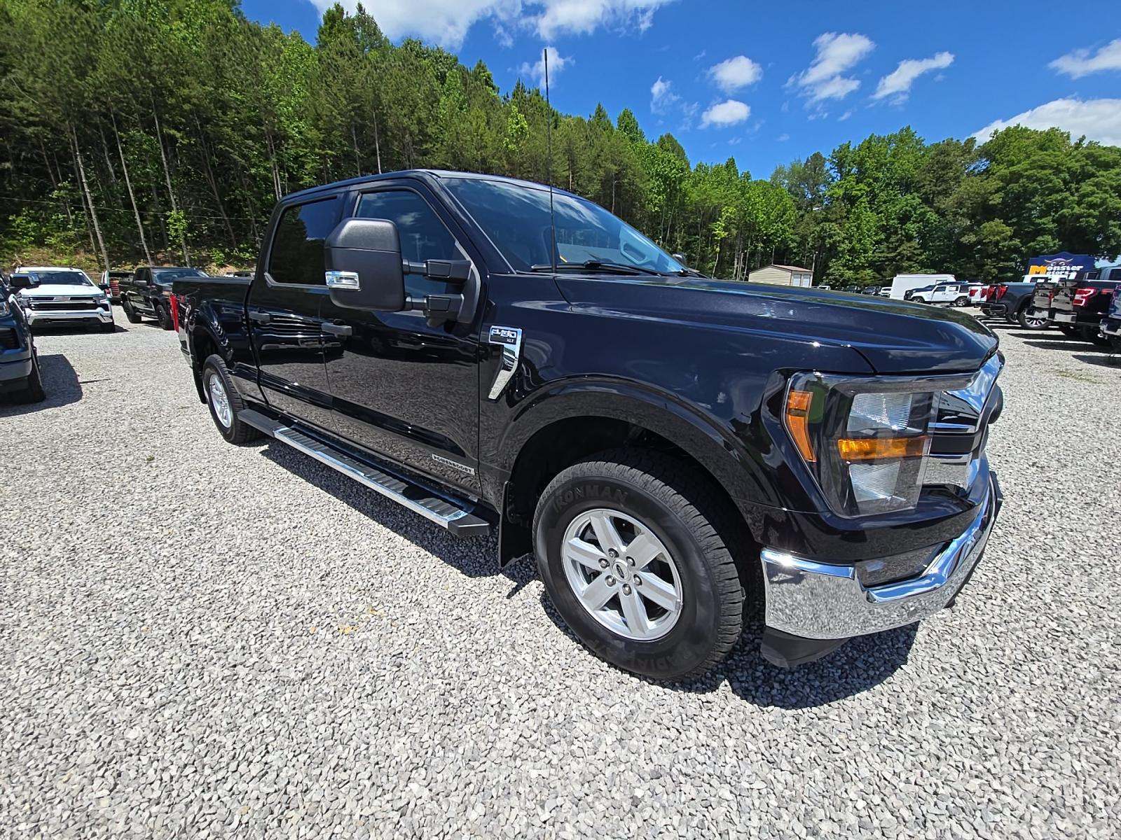 2023 Ford F-150 Hybrid XLT AWD