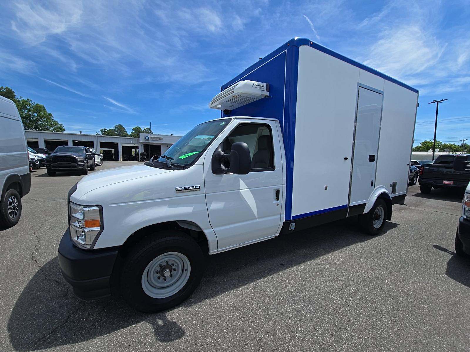 FORD E-350 - 1