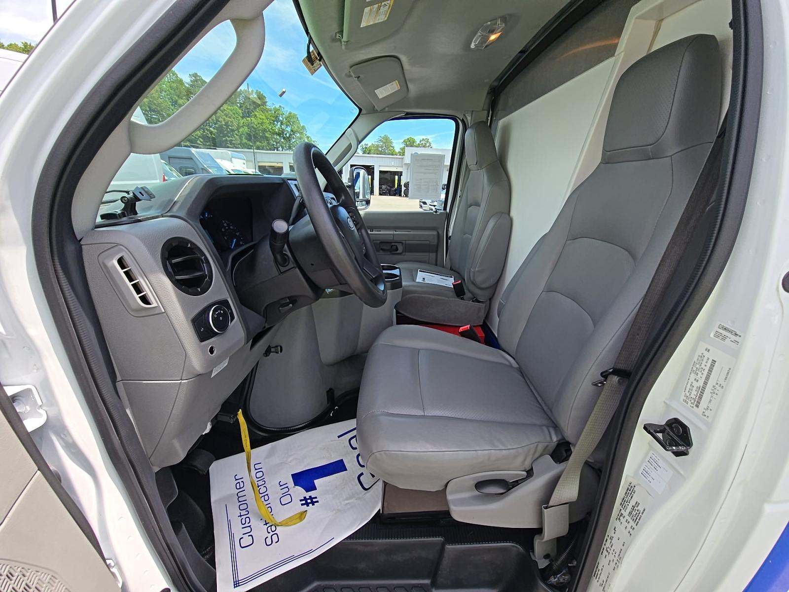 FORD E-350 - 6
