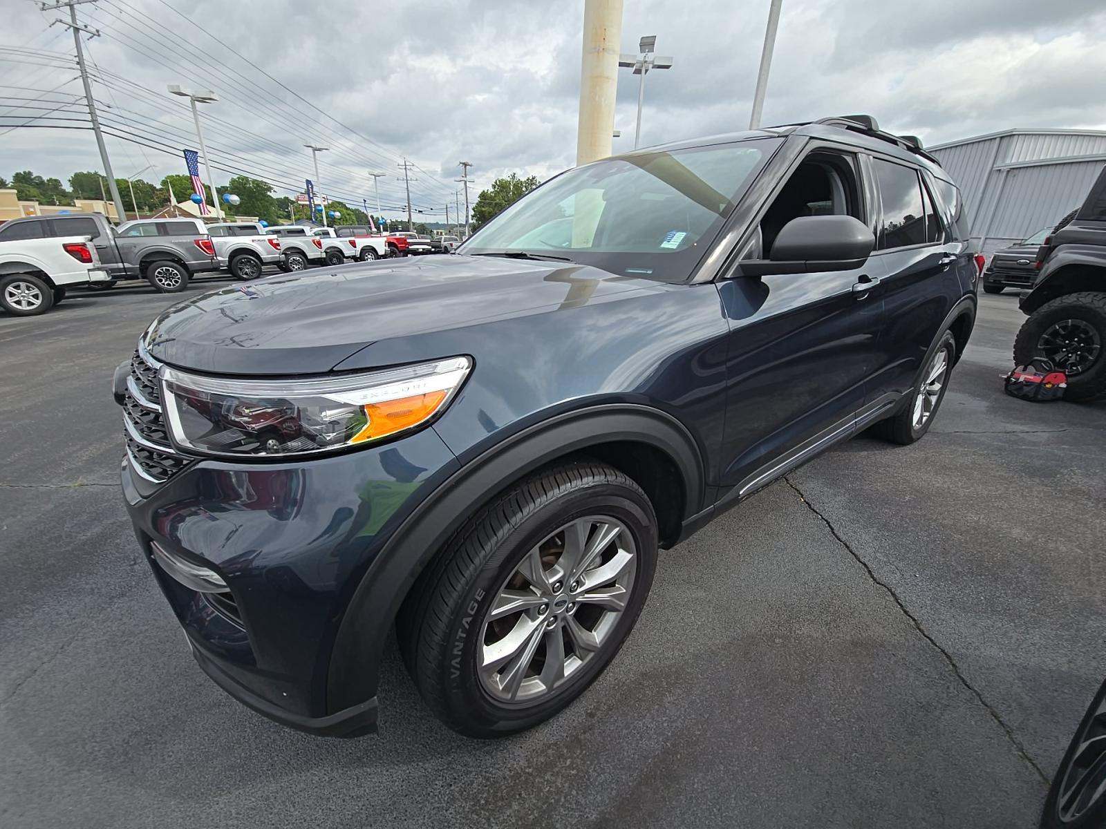 2023 Ford Explorer XLT AWD