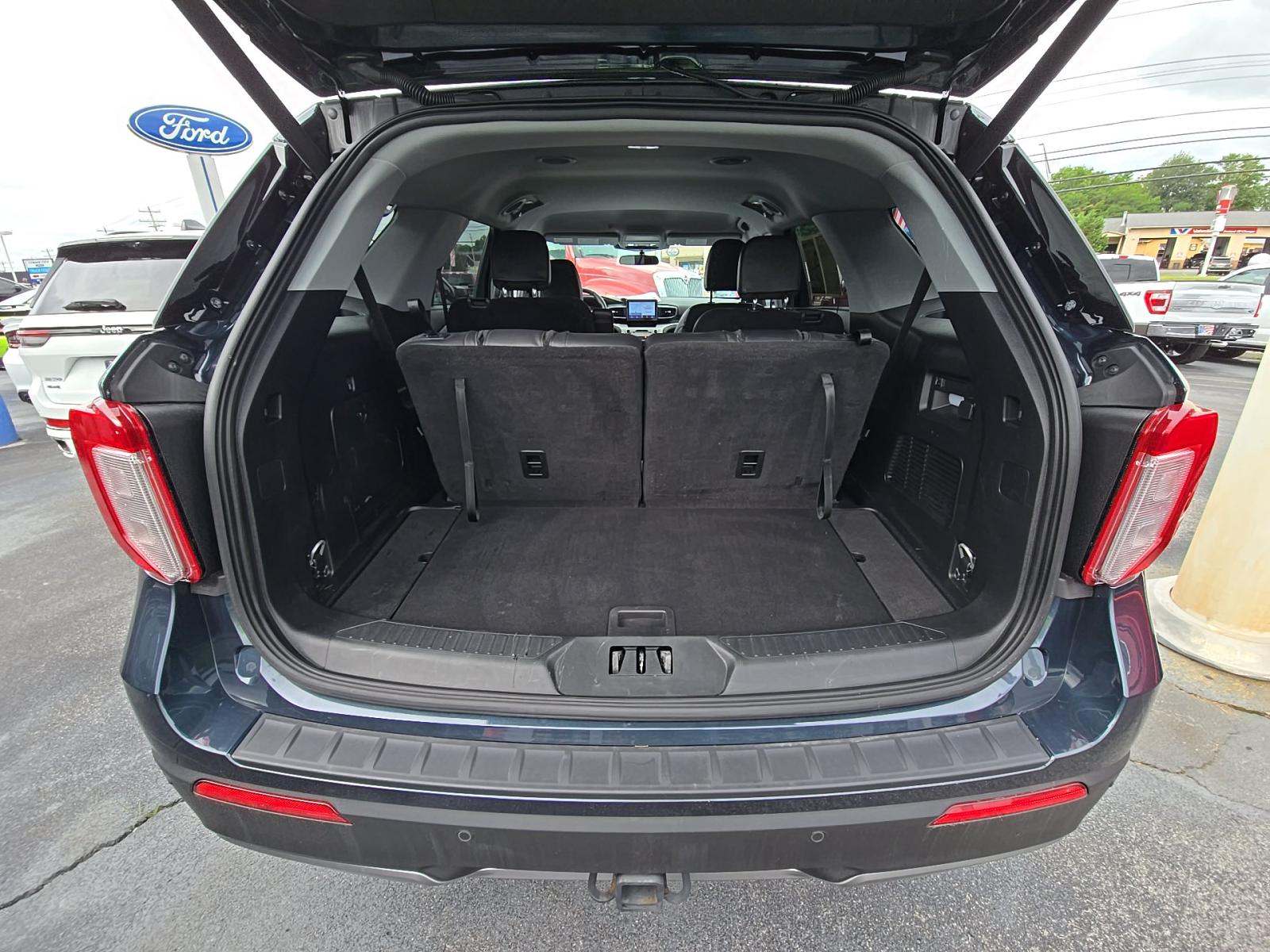 2023 Ford Explorer XLT AWD
