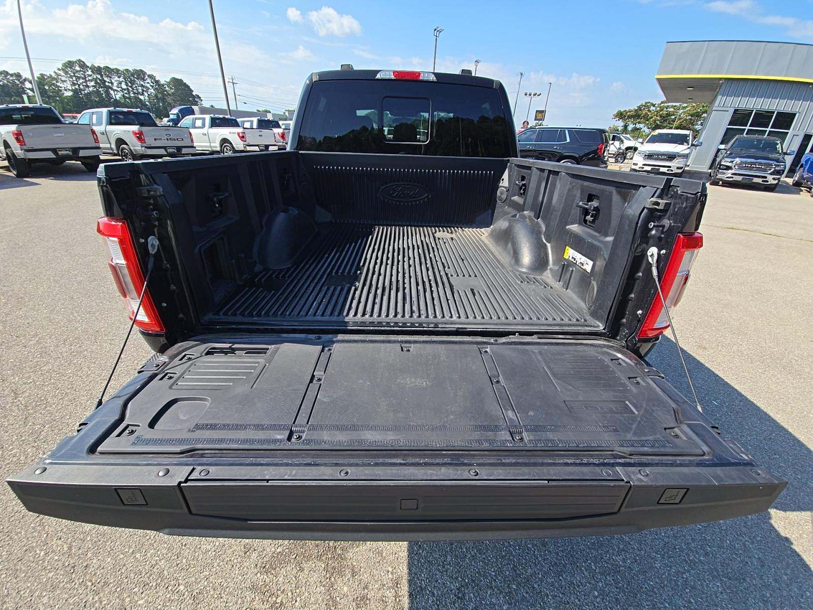 2023 Ford F-150 Lariat AWD