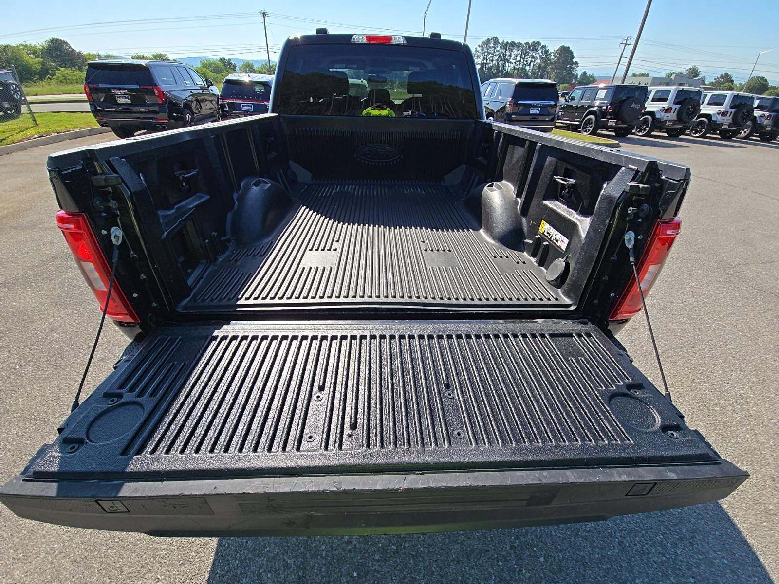 2023 Ford F-150 XLT AWD