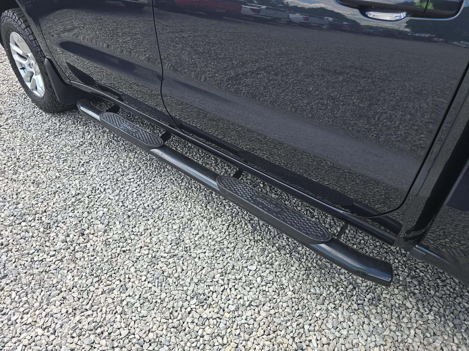 2023 Chevrolet Silverado 1500 RST AWD