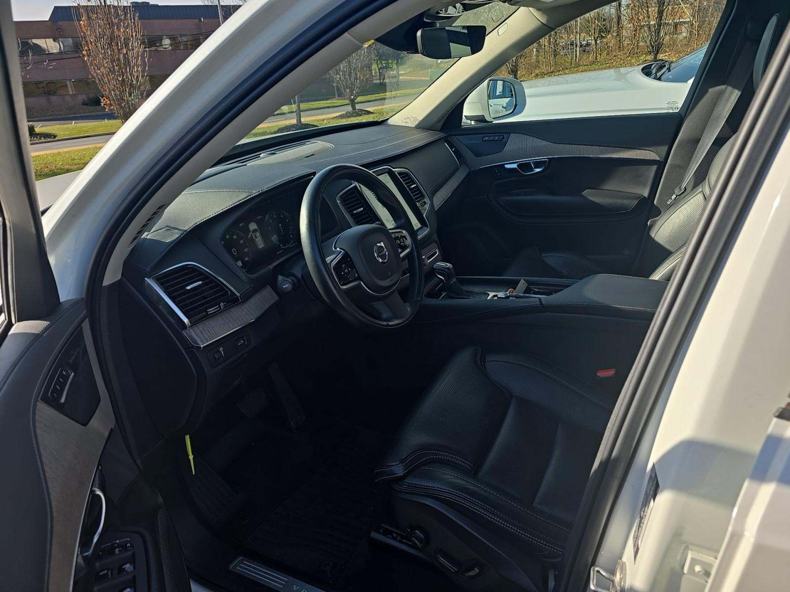 2022 Volvo XC90 T6 Inscription AWD