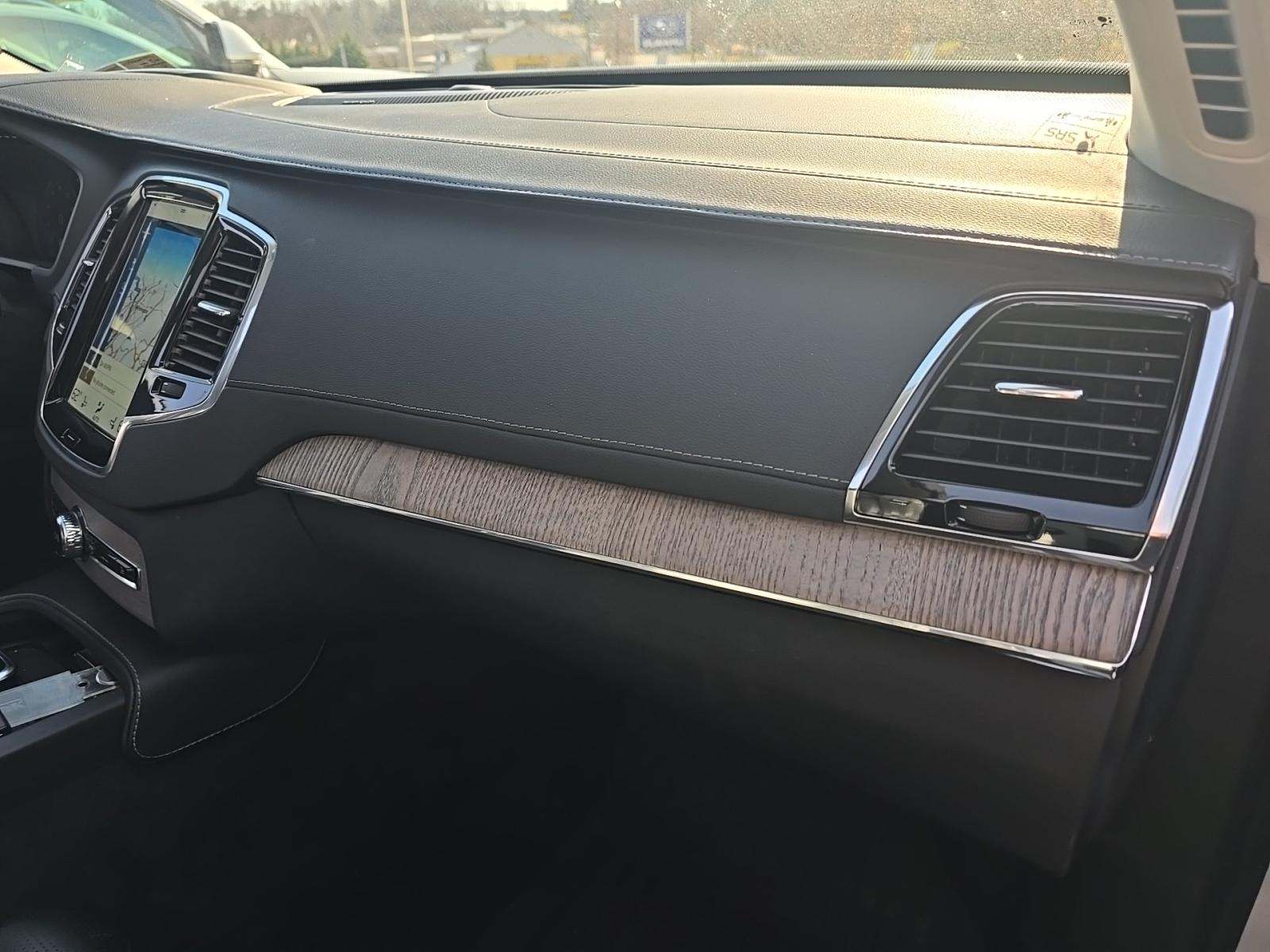 2022 Volvo XC90 T6 Inscription AWD