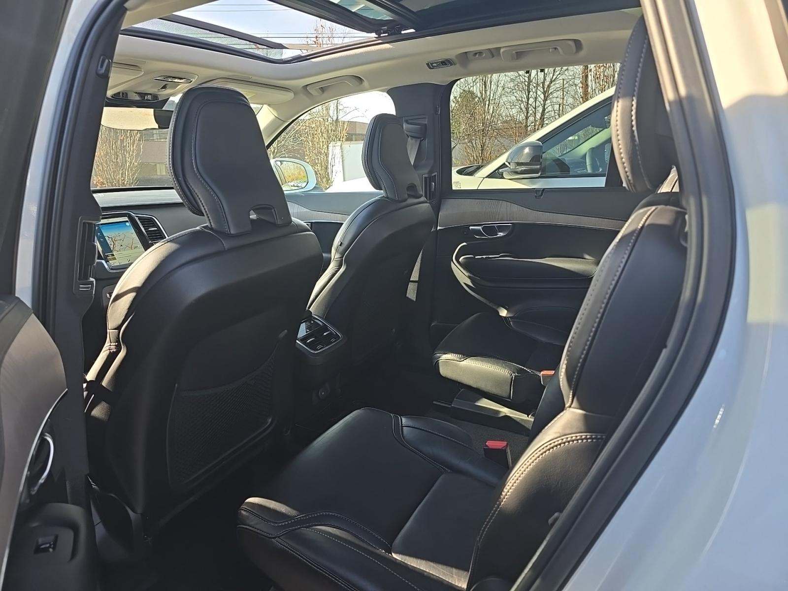 2022 Volvo XC90 T6 Inscription AWD