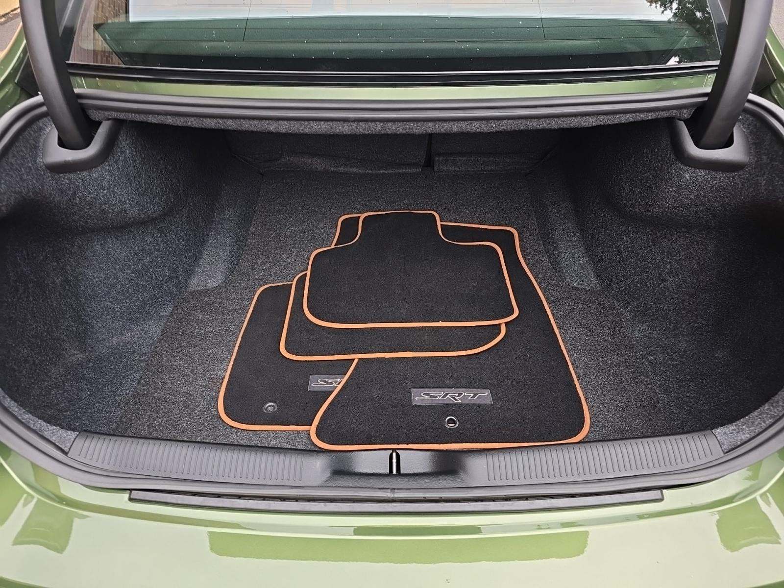 DODGE CHALLENGER - 10