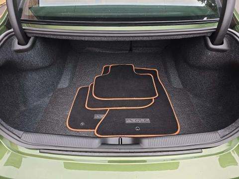 DODGE SRT HELLCAT WIDEBODY - 10