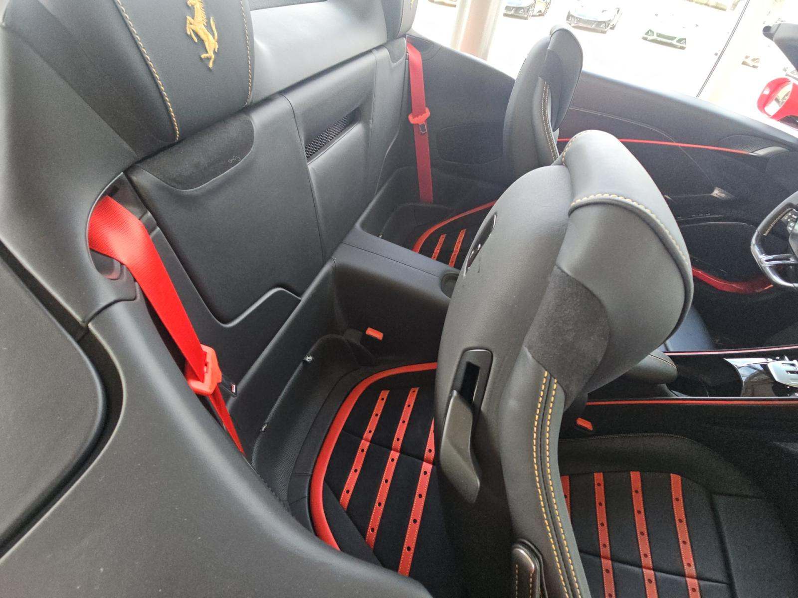 2024 Ferrari Roma Base RWD