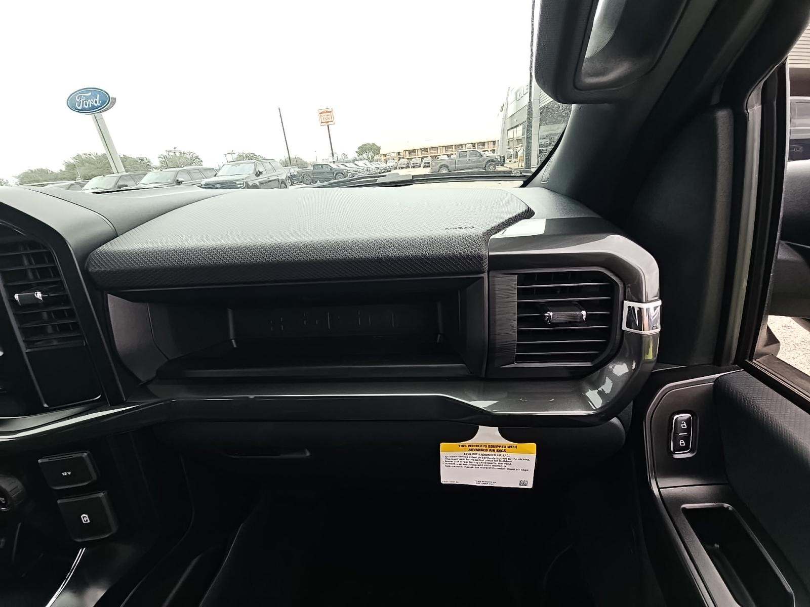 2023 Ford F-150 XL AWD