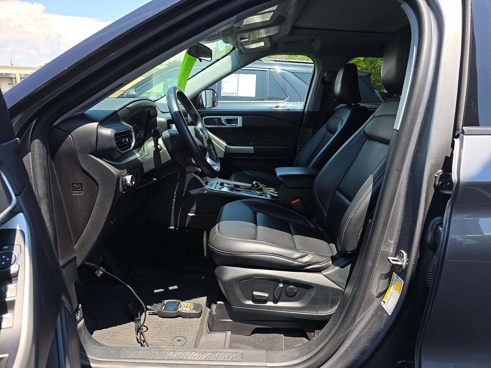 2022 Ford Explorer XLT AWD