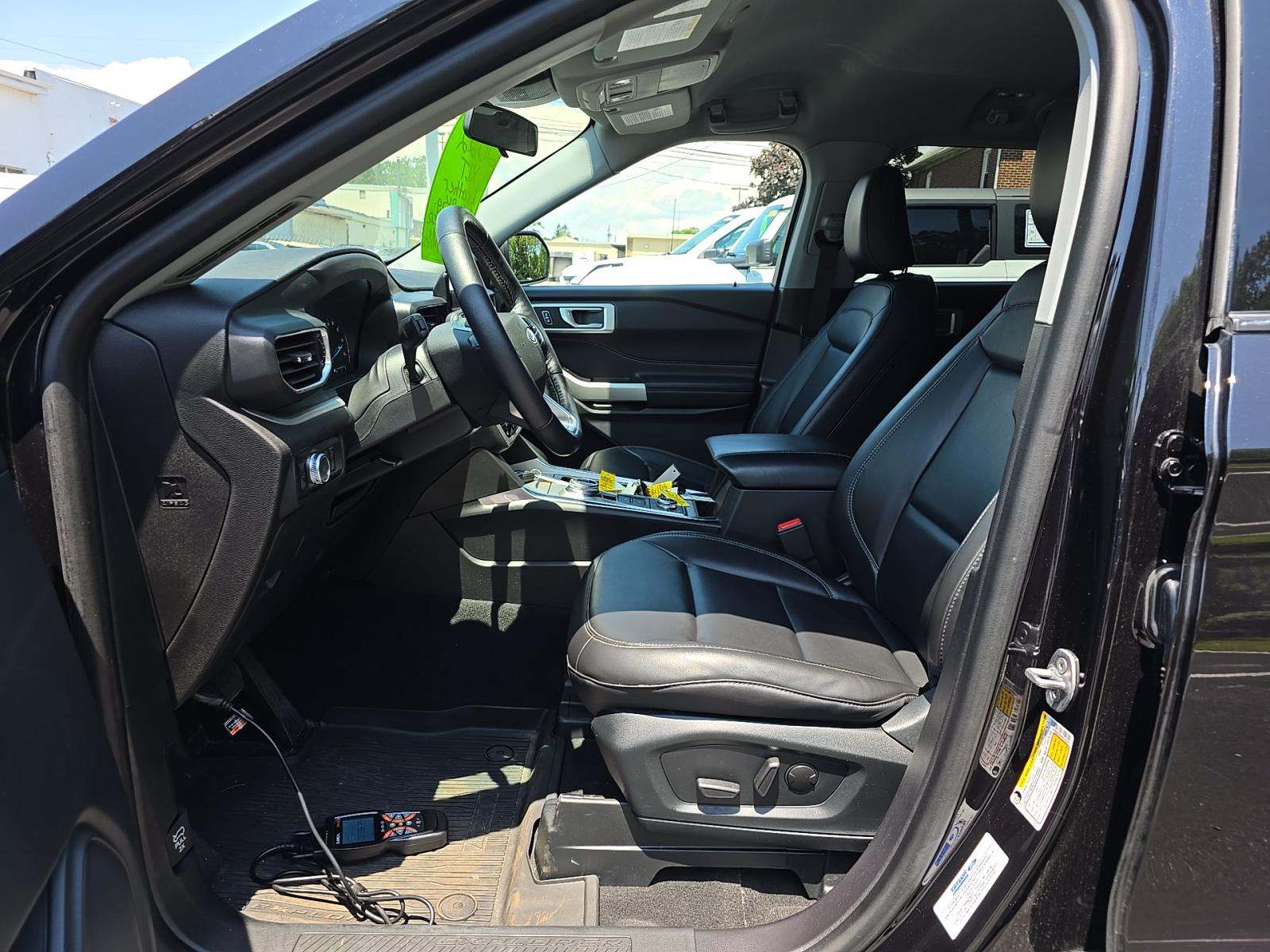 2022 Ford Explorer XLT AWD