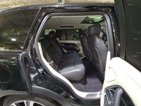 2023 Land Rover Range Rover SE AWD