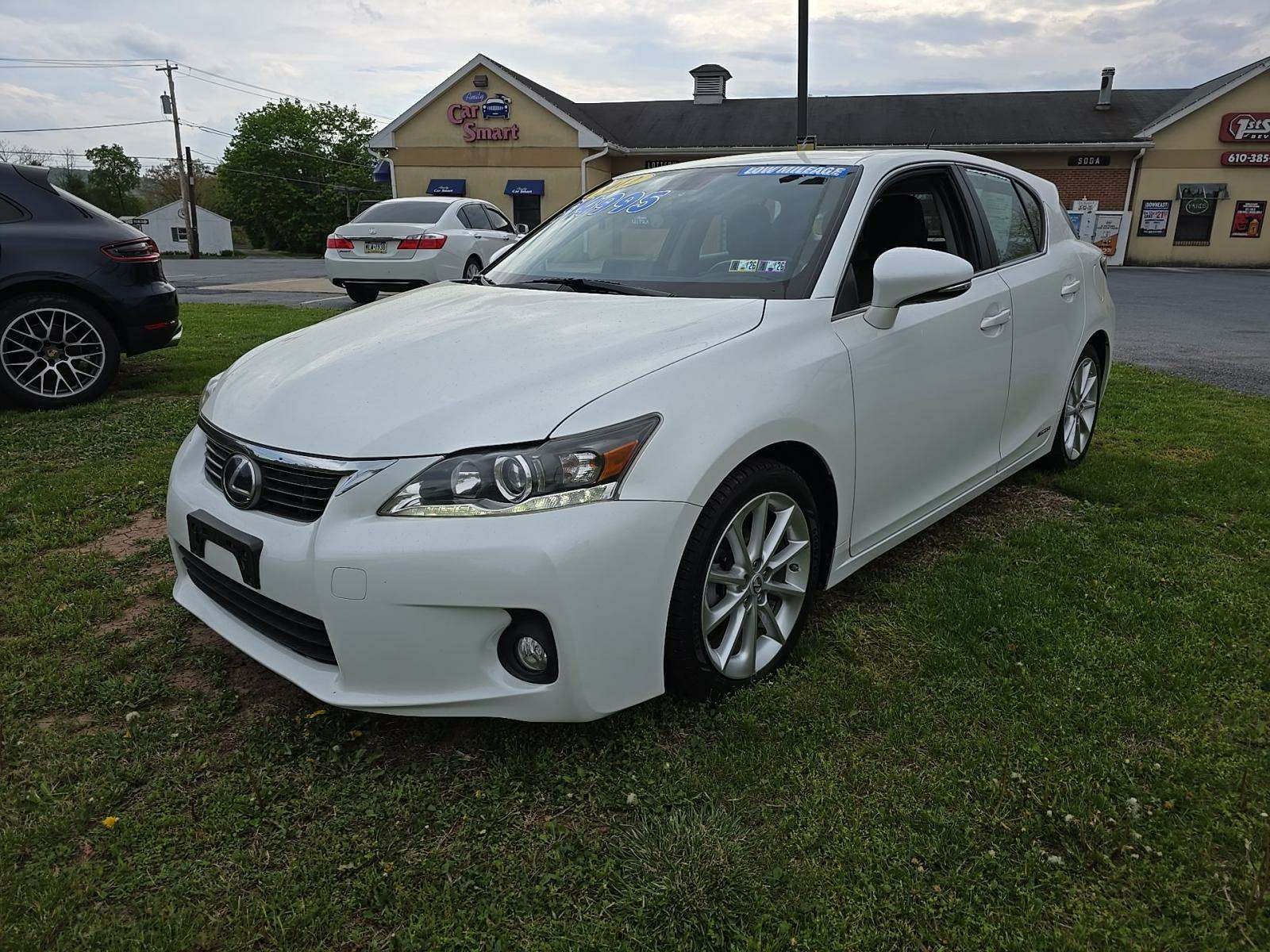 2012 Lexus CT CT 200h Premium FWD