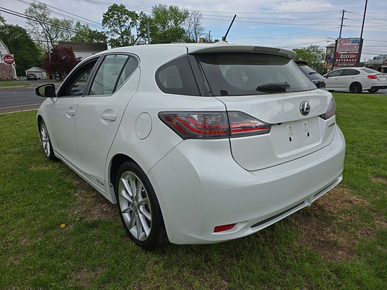 2012 Lexus CT CT 200h Premium FWD