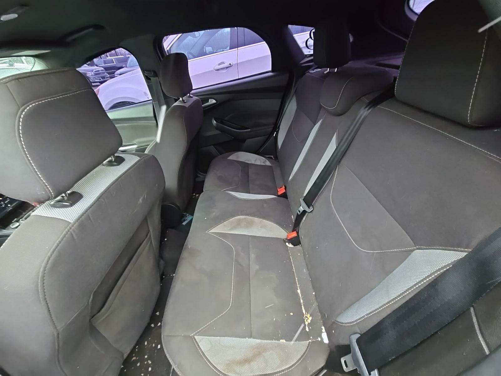 2017 Ford Focus ST FWD