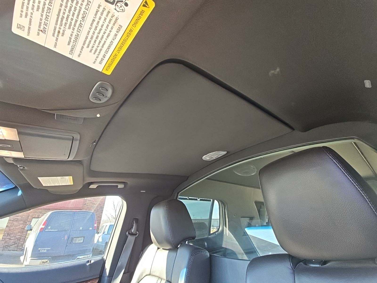 2015 Lincoln MKT Base AWD