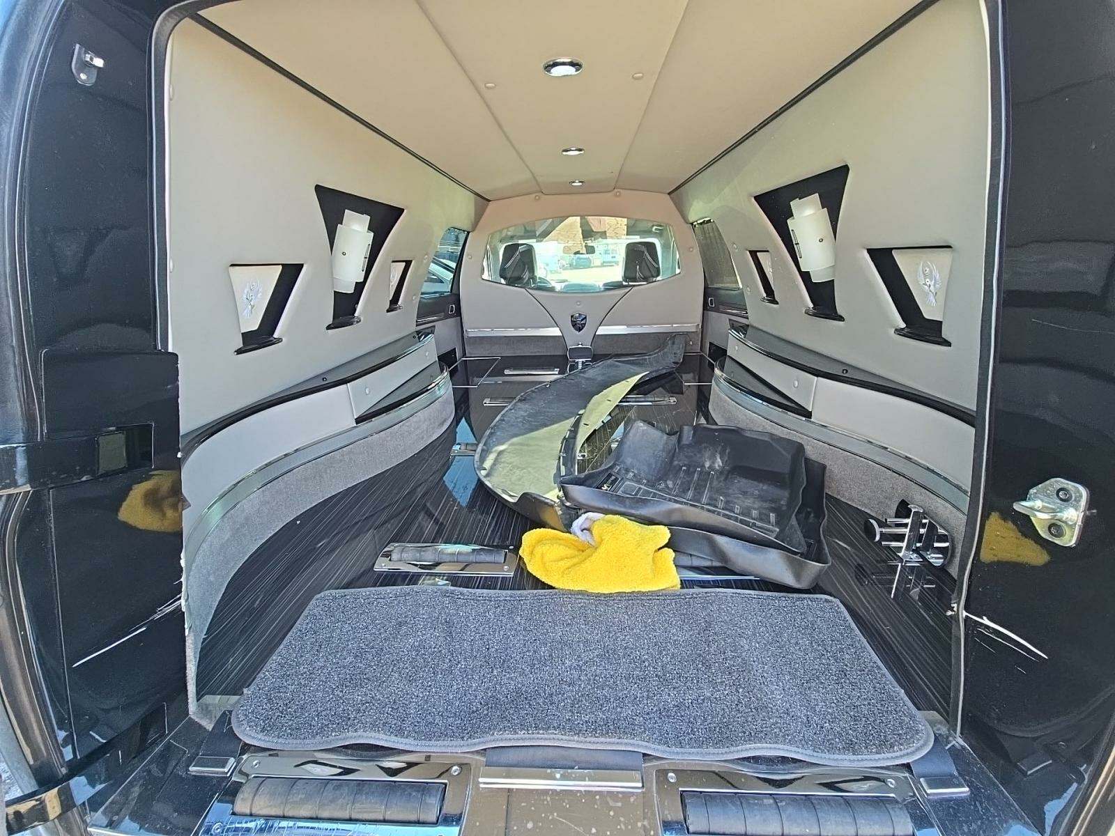 2015 Lincoln MKT Base AWD