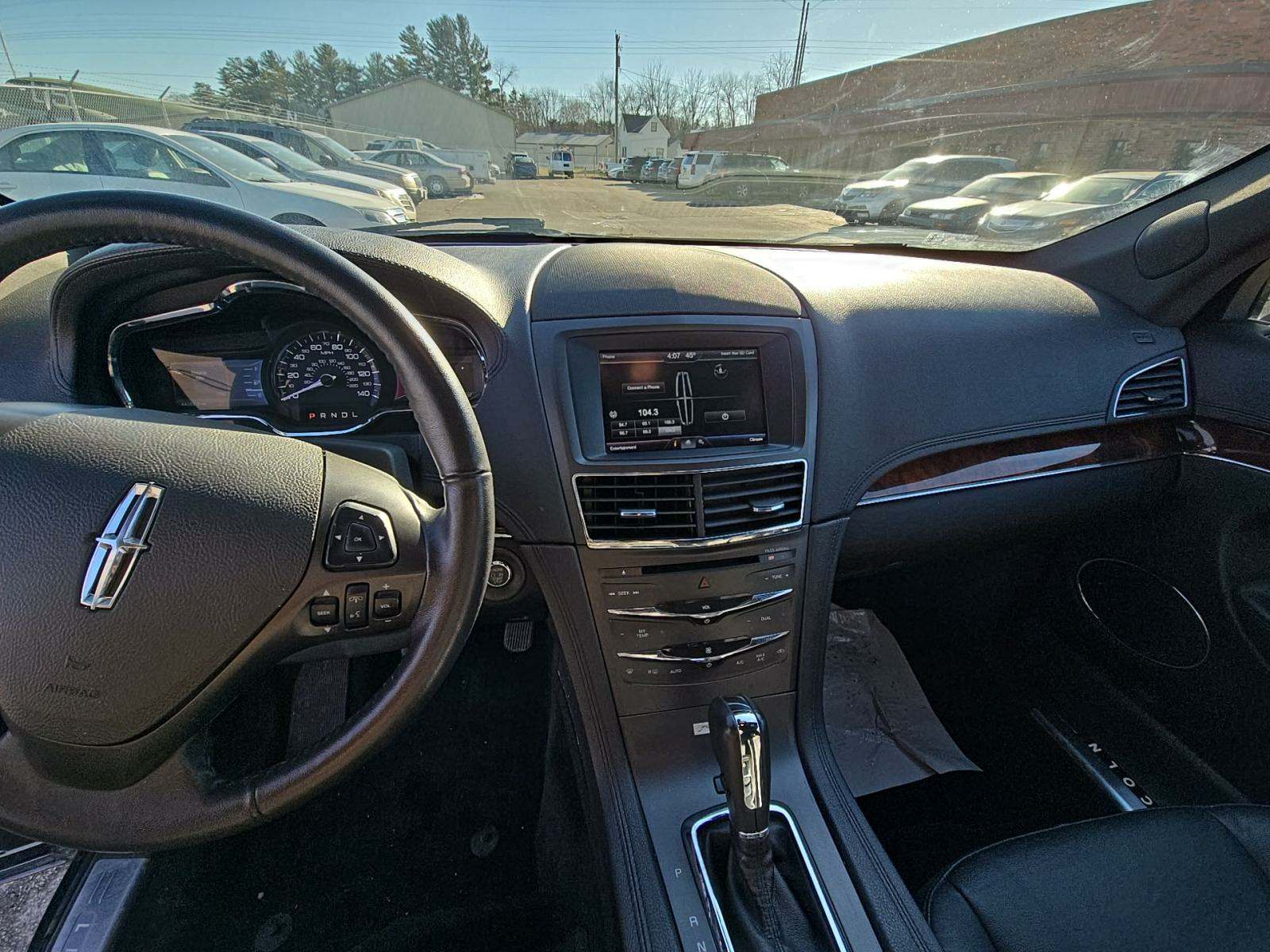 2015 Lincoln MKT Base AWD