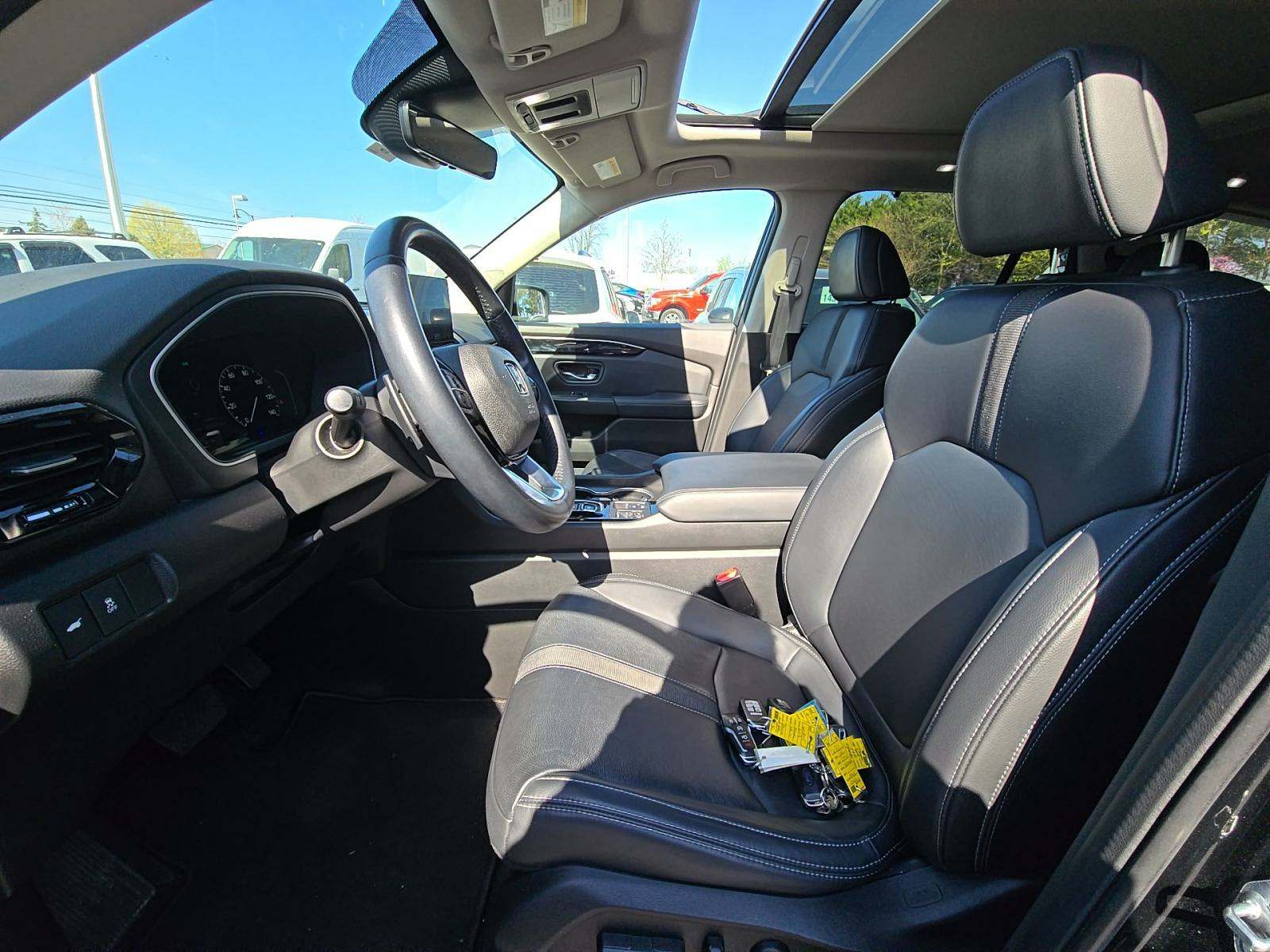 2023 Honda Pilot Touring FWD