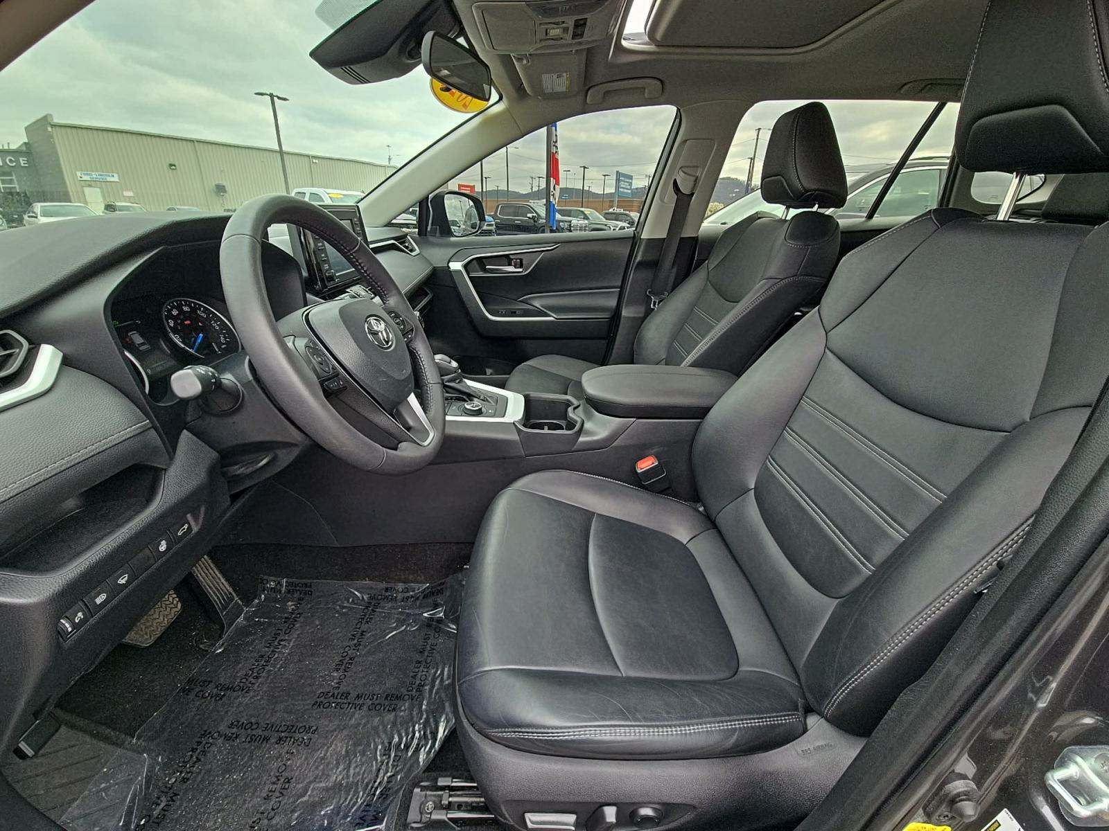 2022 Toyota RAV4 Hybrid XLE Premium AWD