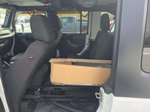 JEEP UNLIMITED SPORT - 9