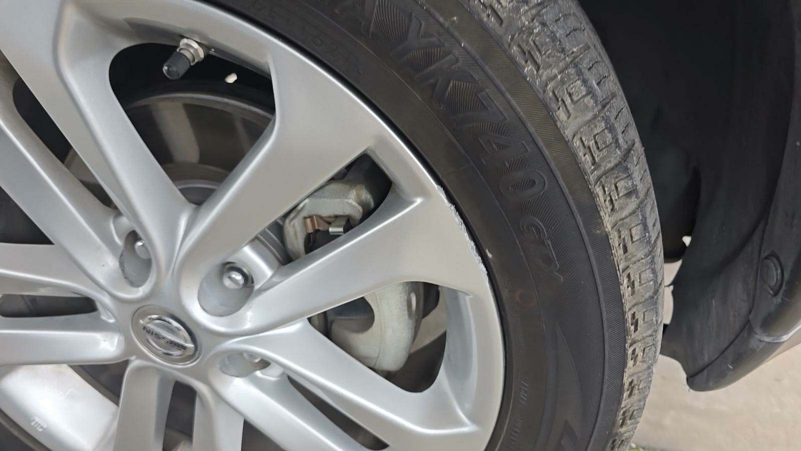 2016 Nissan JUKE SL FWD