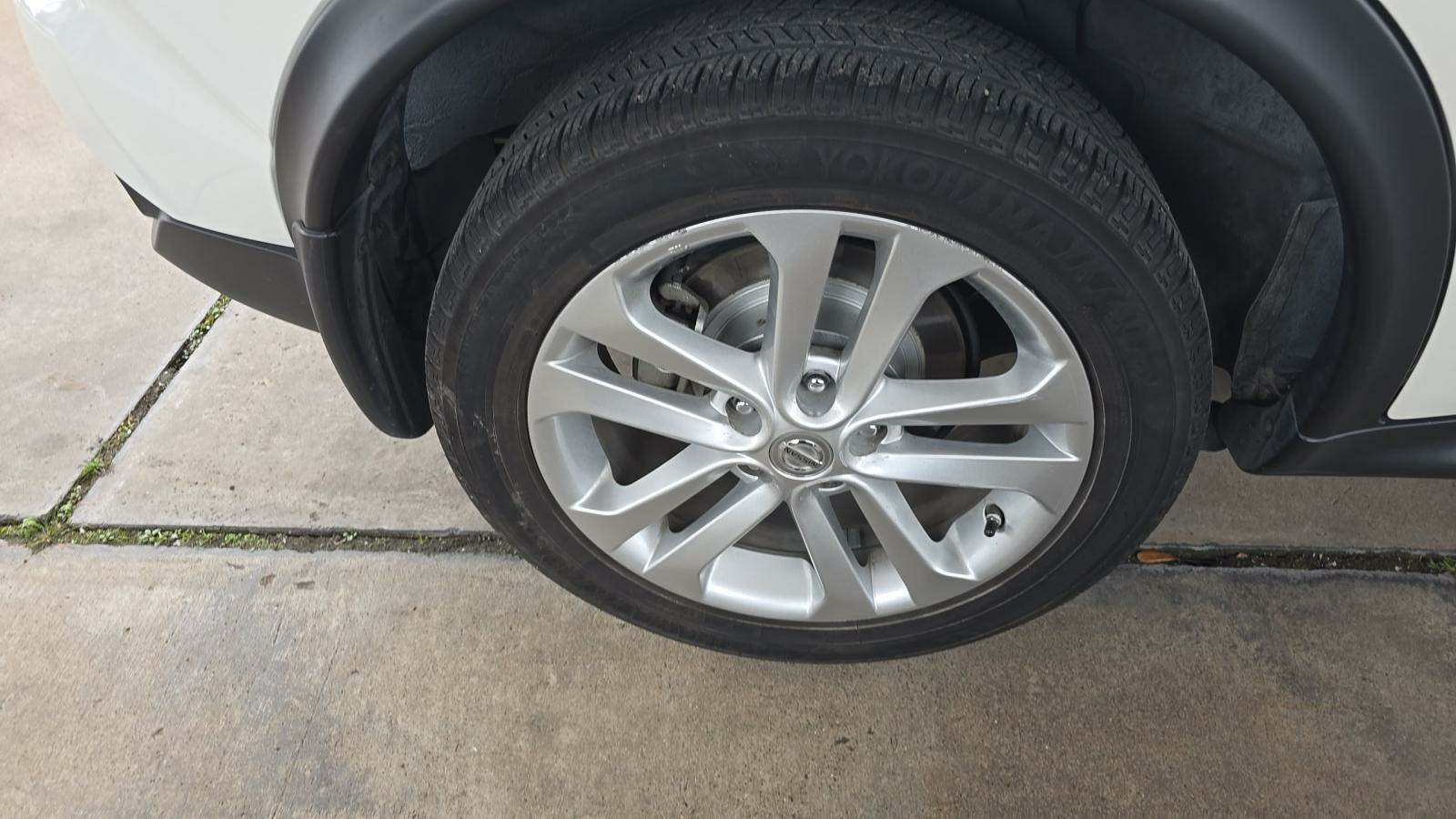 2016 Nissan JUKE SL FWD